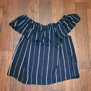 Signature Studio off-shoulder top with black and white stripes size 2X